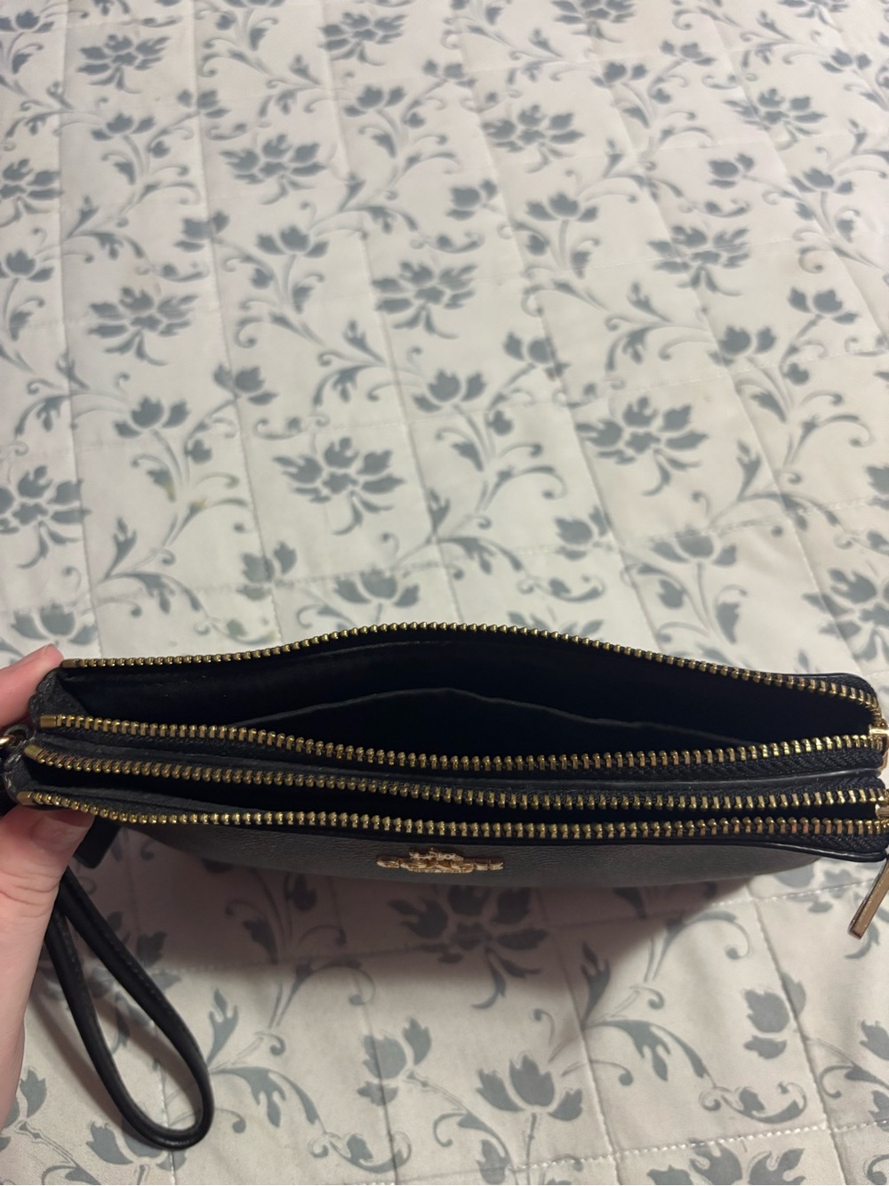 Authentic Coach Wallet - Picture 6 of 7